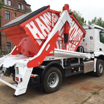 Container - Vollfolierung mit Logo