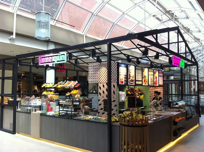 Individueller Ladenbau mit Theken und Lichtwerbung Hannover